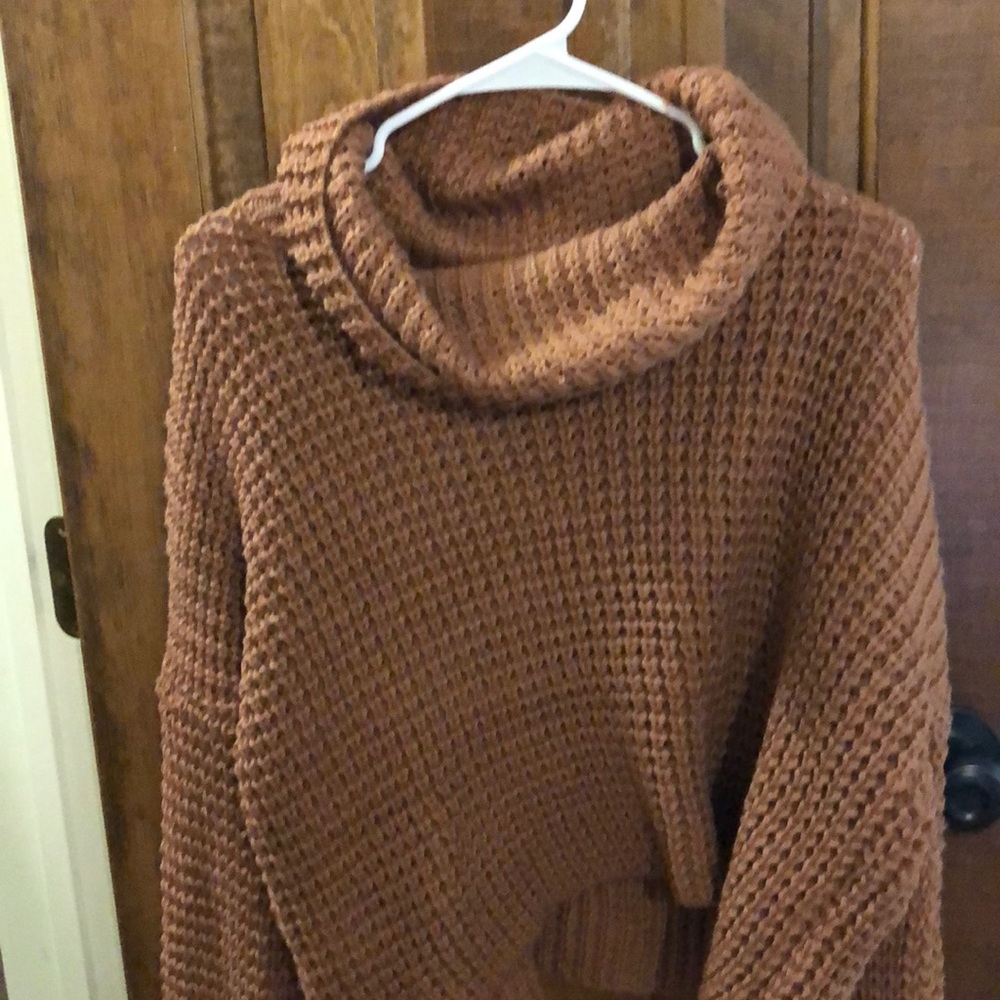 Brown turtle neck sweater